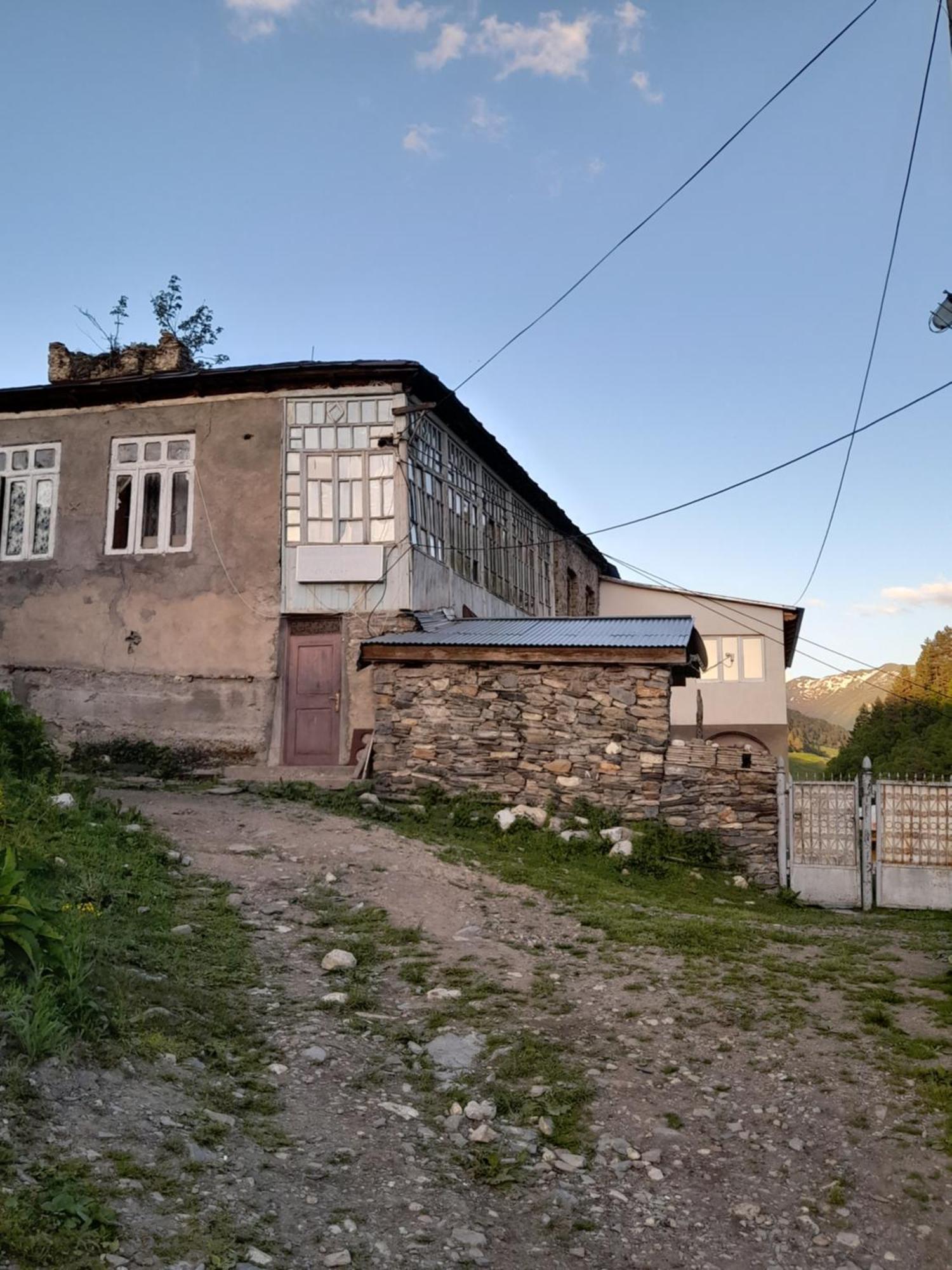 Adishi Guest House Zhora Kaldani エクステリア 写真